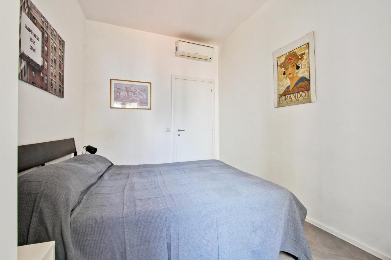 Roma Centro Storico * * * * *- Via Torino Suite מראה חיצוני תמונה